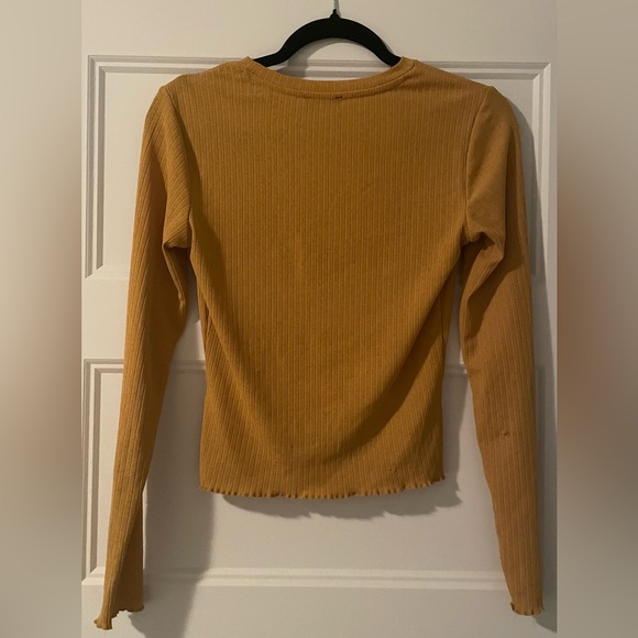 Dynamite mustard long-sleeve top - Picture 2 of 2